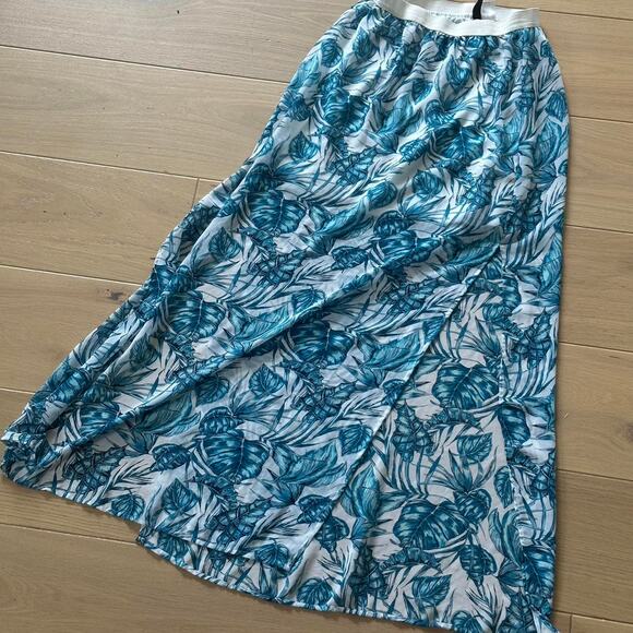 Flow Tropical Maxi Skirt - Picture 1 of 3